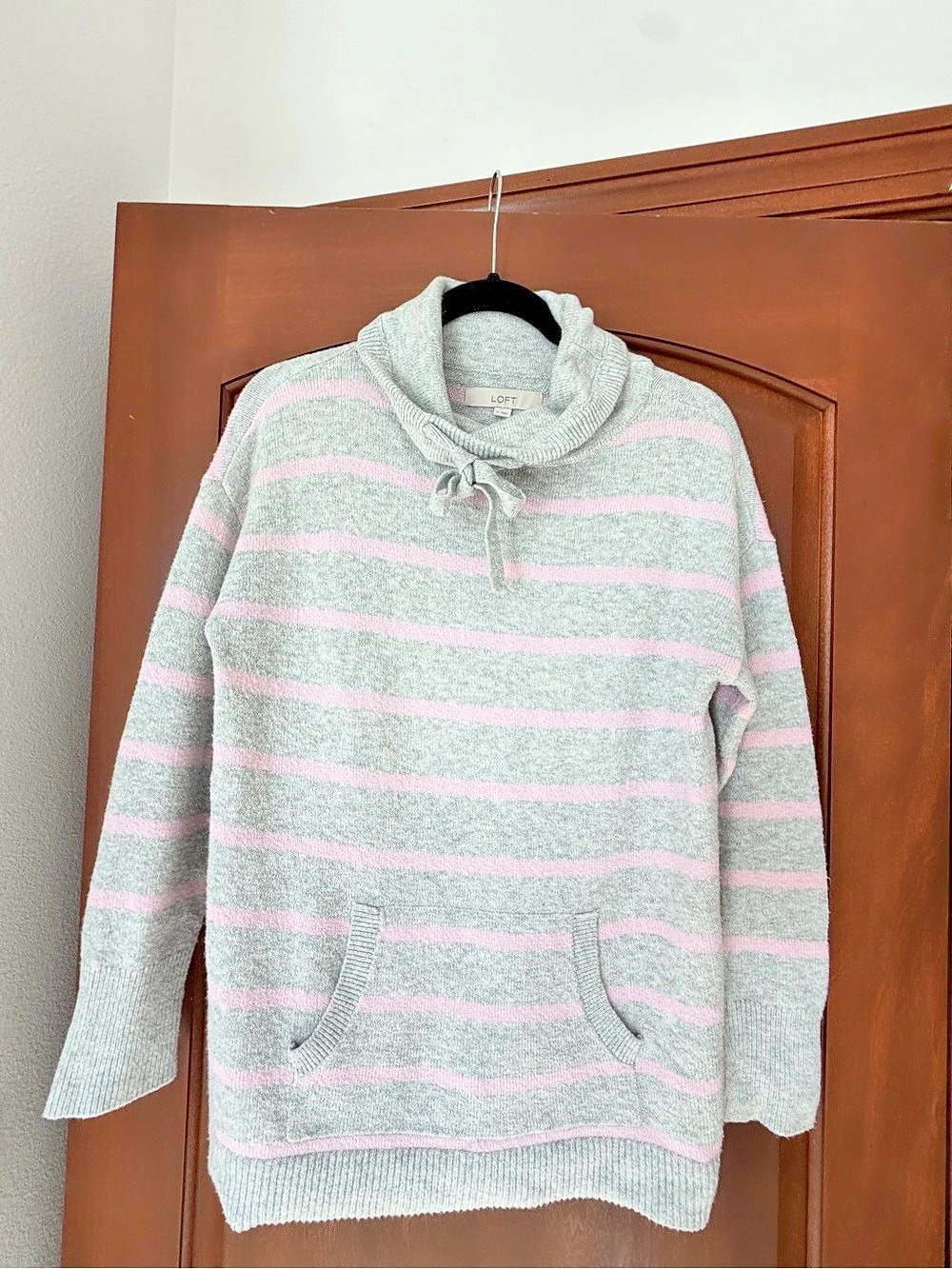 LOFT Striped Cowl Neck Sweater in Gray & Pink Size Medium